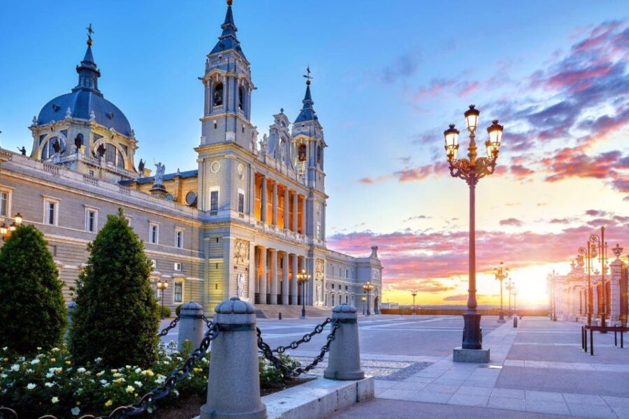 Madrid: Afternoon Royal Palace and Almudena Cathedral Tour - Tour Overview