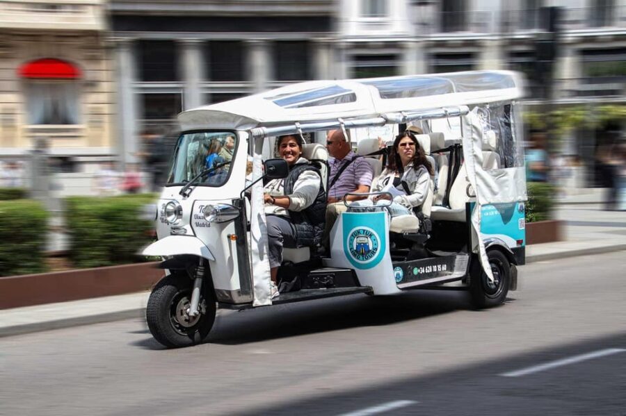 Madrid: Make Your Own 60 Minutes Tuk Tuk Tour - Tour Overview and Booking