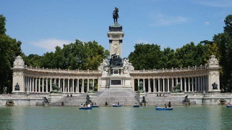 Madrid: Private Guided Tour With Prado Museum and Tapas