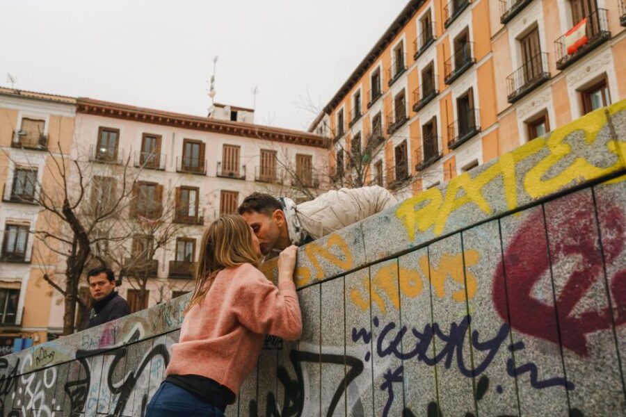 Madrid: Proposal Photoshoot for Couples
