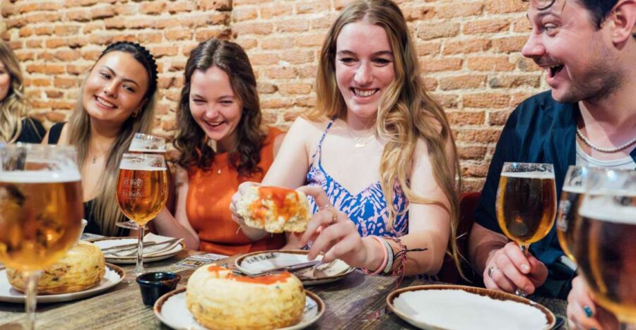 Madrid: Tapas Crawl Food Tour With 6 Tapas and 4 Drinks
