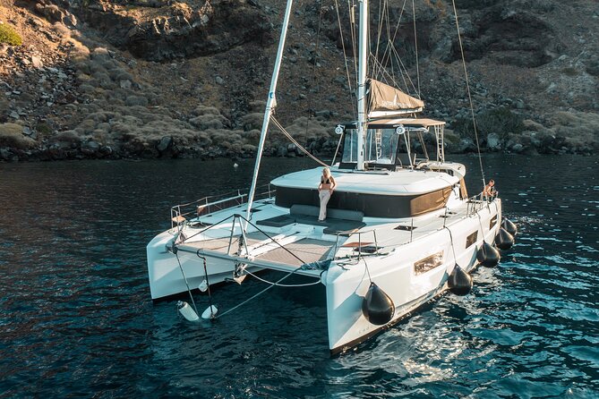 Majestic Catamaran Caldera Cruise With Snacks, Meal & Drinks