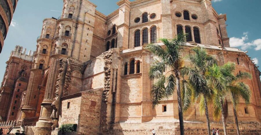 Málaga: 2-Hour Historical Center & Cathedral Tour