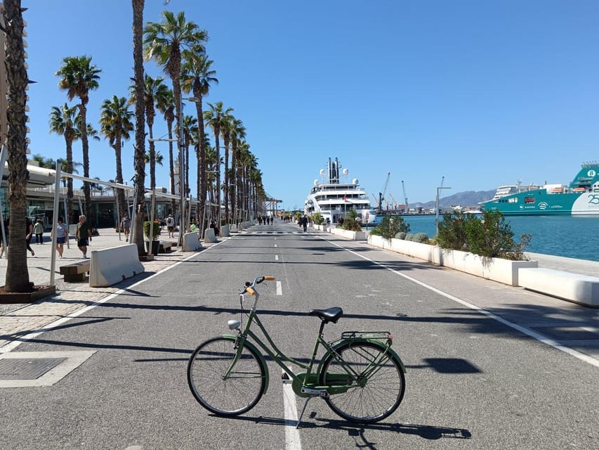 Malaga Bike Tour : Fusion Wine & Tapas Delights