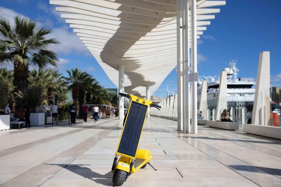Malaga: Explore Malaga on a Electric Scooter - Activity Overview