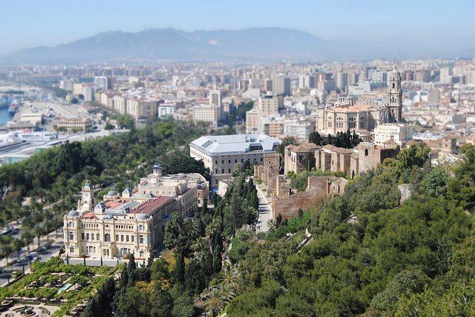 Malaga Monuments Private Walking Tour
