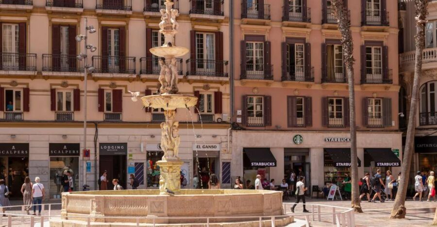 Malaga Outdoor Escape Game: Sightseeing Treasure Hunt