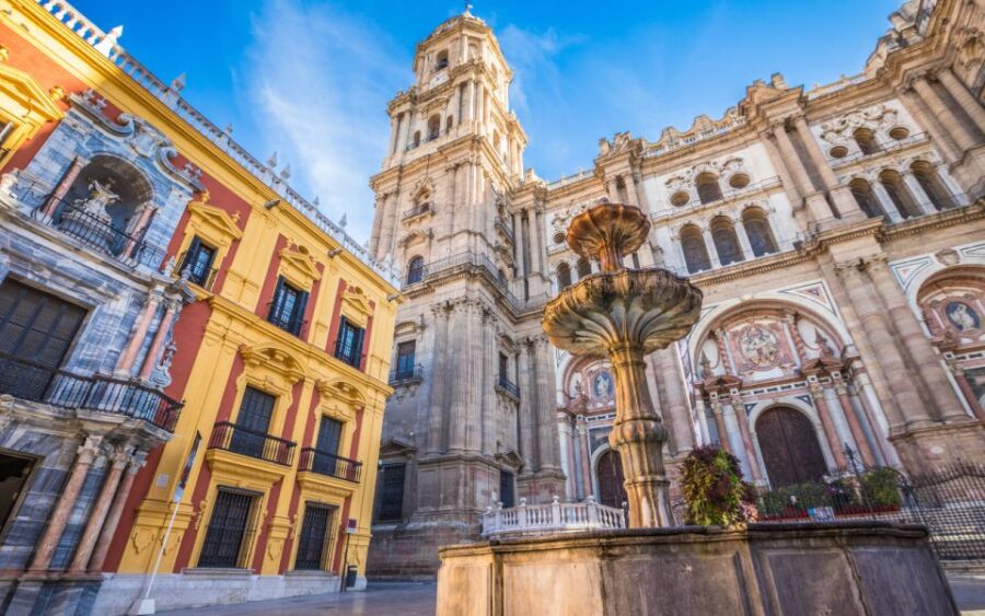 Malaga: Self-Guided Outdoor Escape Game - Overview of the Activity