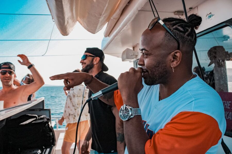 Mallorca: Boat Party With Dj, Buffet and Entertainment