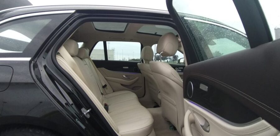 Manchester Airport (MAN): Private Transfer to Liverpool City - Service Overview