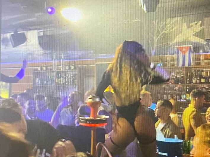 Marbella: Exclusive Nightlife High-End Tour With Reservation and Drinks