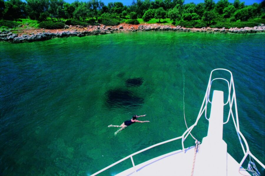 Marmaris: Cleopatra Island Boat Trip With Lunch and Drinks