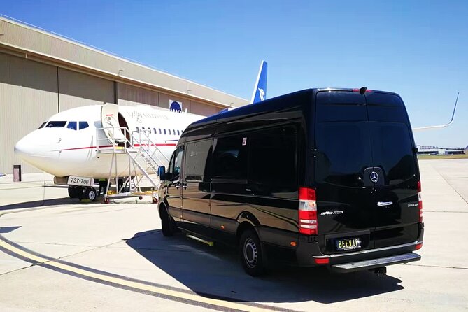 Melbourne Airport Luxury Car Transfer