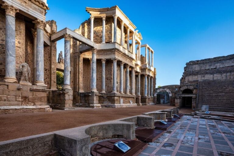 Mérida: Roman Theatre E-Ticket With Audio Tour