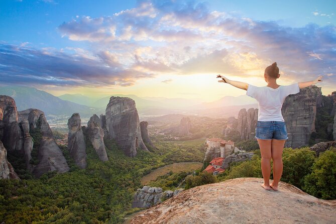 Meteora & Delphi 3 Days Semi Private Tour