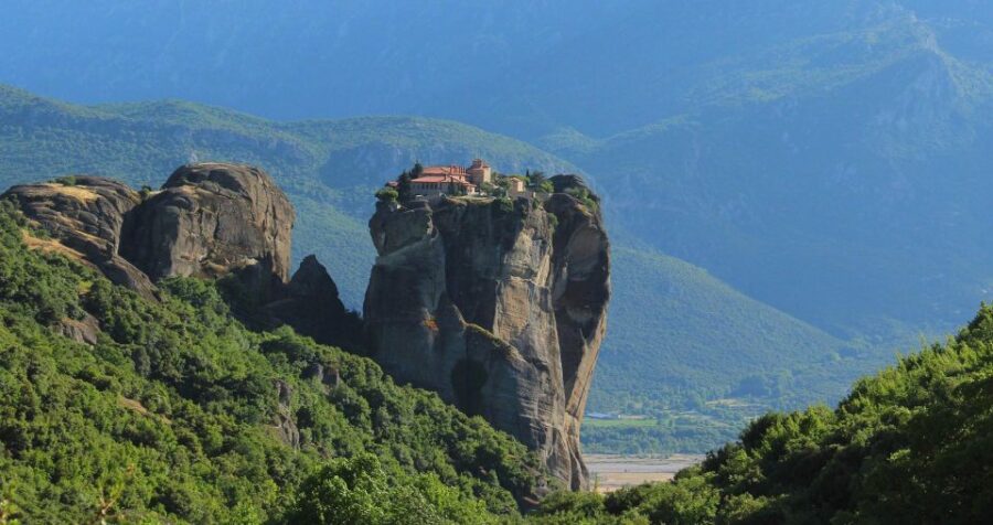 Meteora Monasteries Homosapien Museum, Leonidas &300 Battle - Tour Details and Pricing