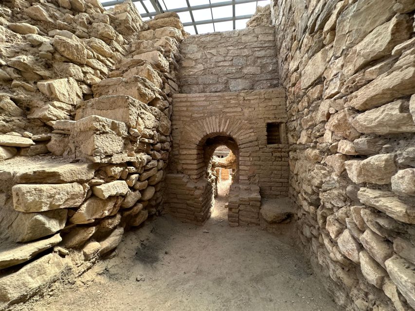 Metropolis Ancient City Tour From Kusadasi Port With Lunch