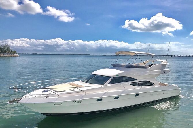 Miami 2 Hours Private Yacht Tour for 13 Ppl on a 50 Ft Yacht - Overview and Details