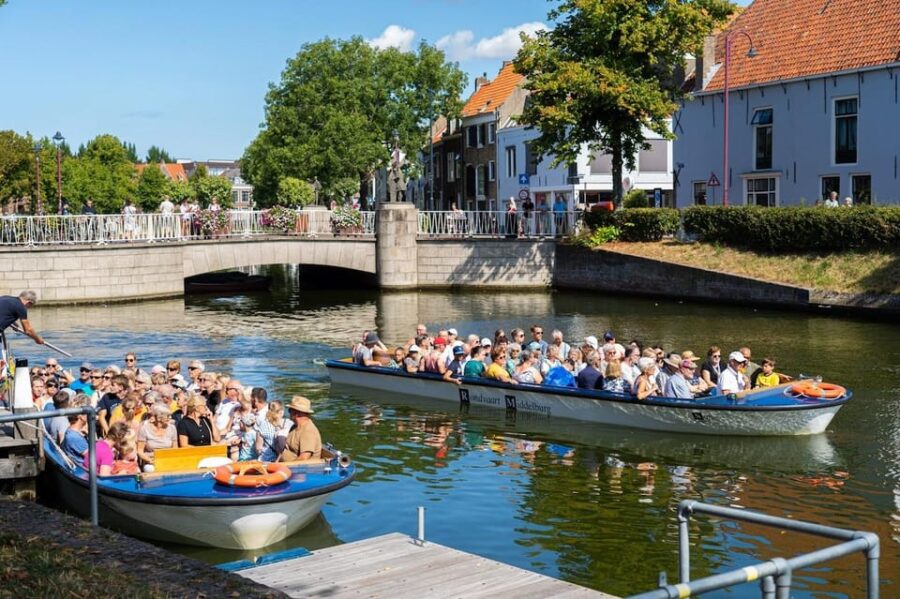 Middelburg: City Canal Cruise
