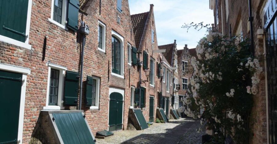 Middelburg: Guided City Walking Tour