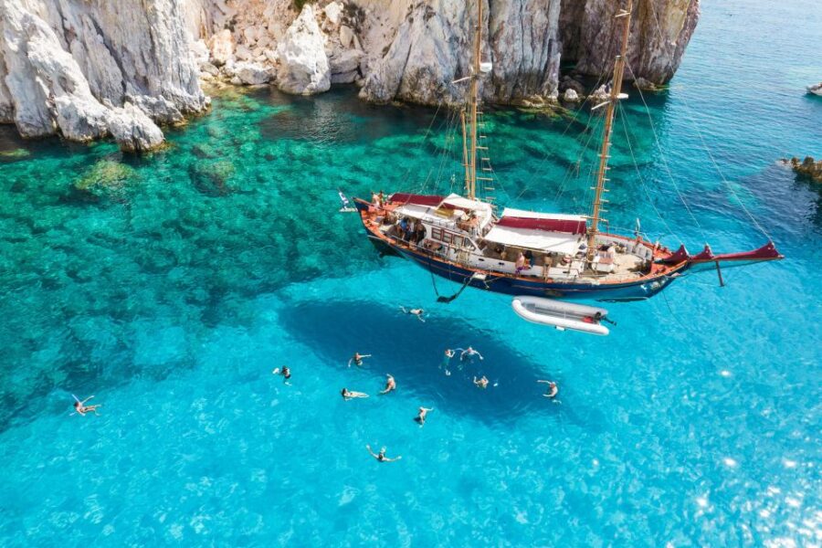 Milos: Full Day Cruise Via Traditional Boat