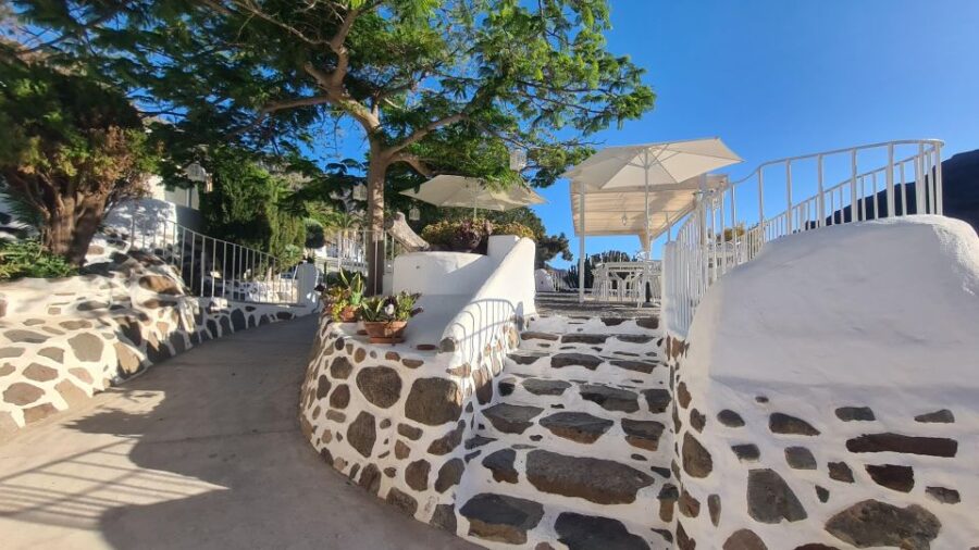 Mogan: Canarian Rum & Local Cheese Tasting Tour