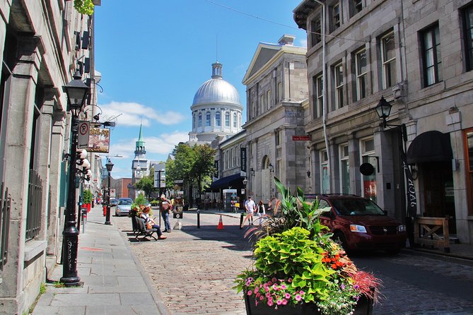 Montreal Airport YUL Private Transfer to Montreal in Luxury Van
