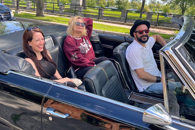 Montreal Tour in 1 Hour Aboard a 1966 Dodge Monaco