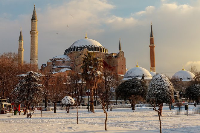 Morning Istanbul: Half-Day Tour With Blue Mosque, Hagia Sophia, Hippodrome and Grand Bazaar - Discover Istanbuls Historical Landmarks