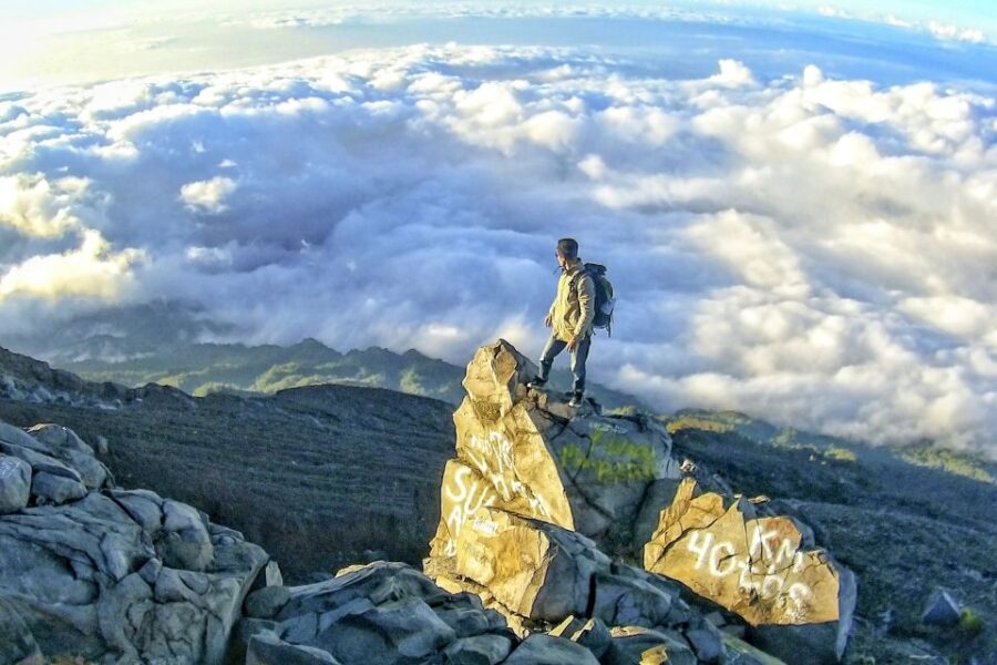Mount Agung: Private Sunrise Hike With Summit Breakfast