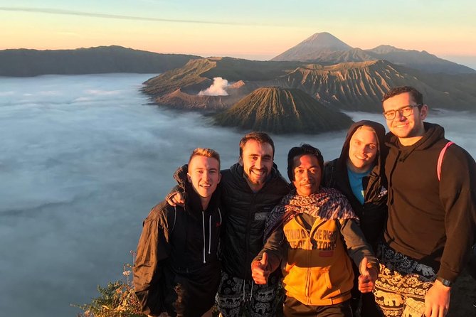 Mount Bromo & Ijen & Madakaripura Waterfall Tour (3D2N) -Homestay