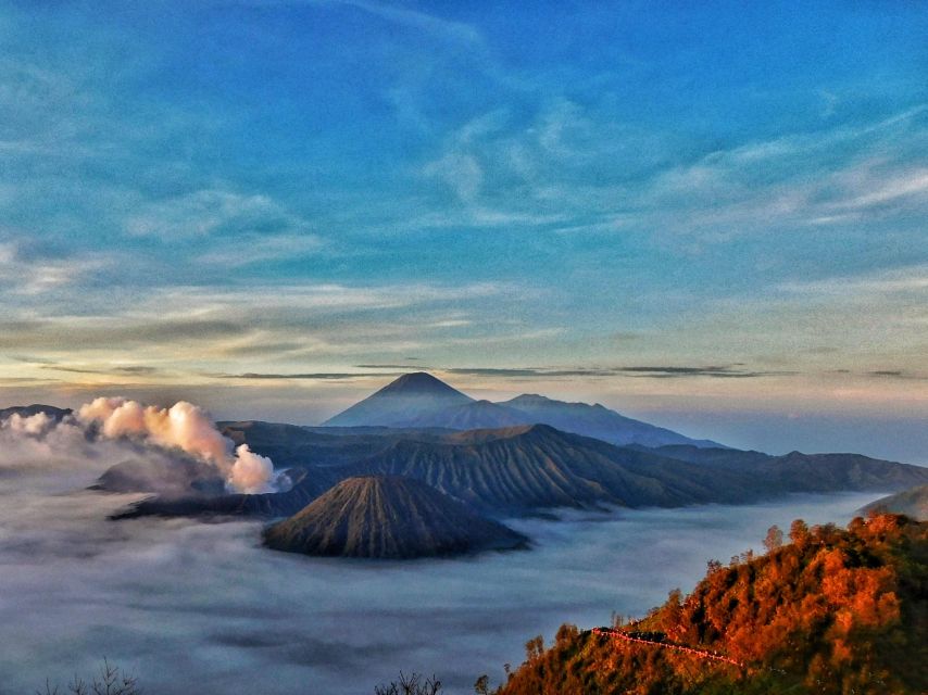Mount Bromo Sunrise Private Tour From Malang or Surabaya - Itinerary and Experience