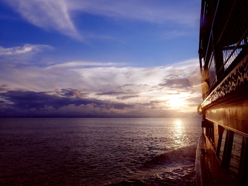 Mu Ko Ang Thong: Private Day Charter in Classic Thai Yacht