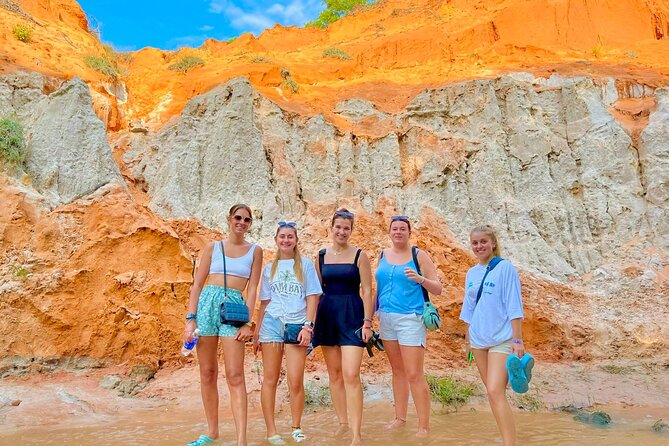 Mui Ne: Sand Dunes Jeep Tour With Friendly English Guide - Tour Overview