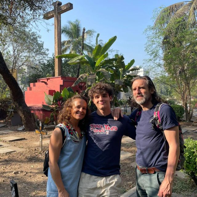 Mumbai: 2-Hour Guided Bandra Walking Tour - Tour Overview