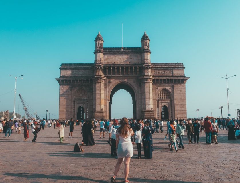 3 Best Private Car With Driver Services in Mumbai