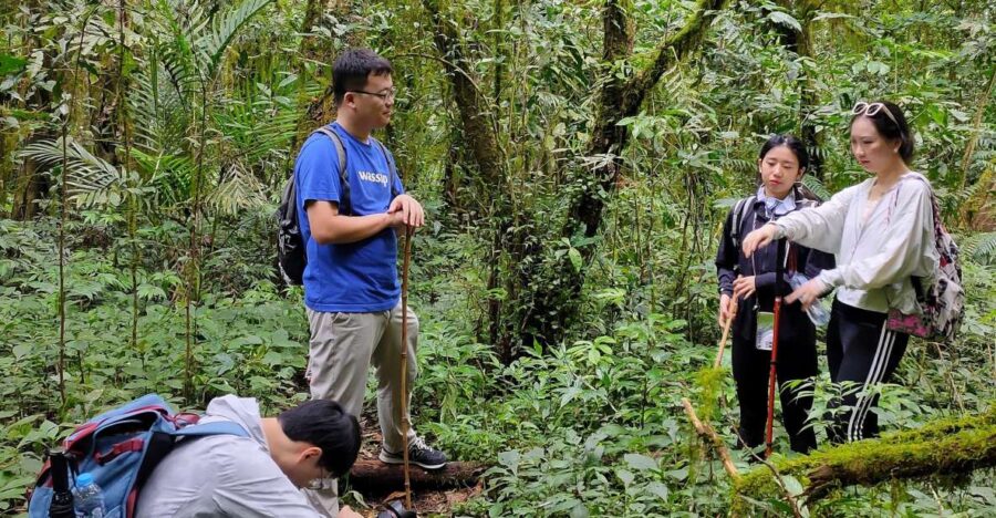 Munduk : Jungle Trekking,Canoeing,Waterfall &Authentic Lunch