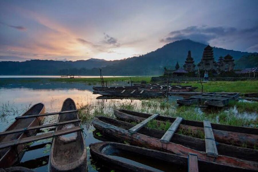 Munduk : Rainforest Tamblingan Lake Trekking & Canoeing - Activity Overview