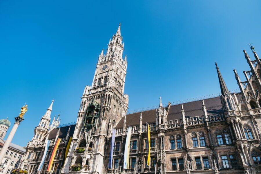 Munich 3-Hour Guided Bike Tour