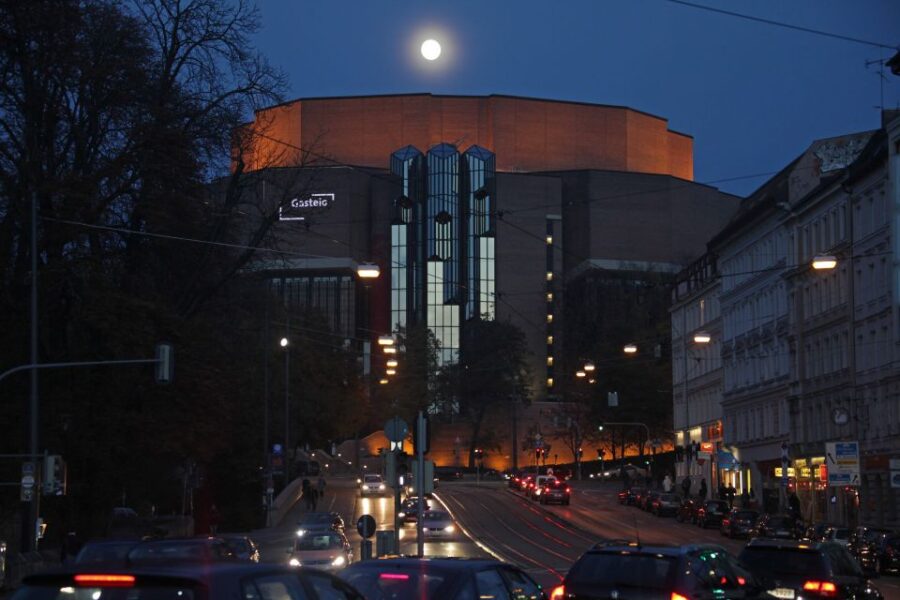 Munich: Evening Composers Group Walking Tour - Tour Overview