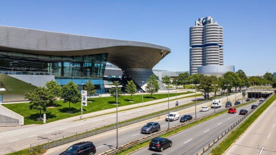 Munich: Meet & Greet Assistant at Airport