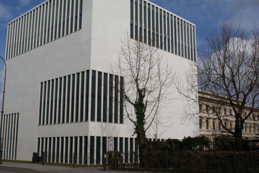 Munich: Nazi History 2-Hour Small Group Walking Tour - Tour Overview