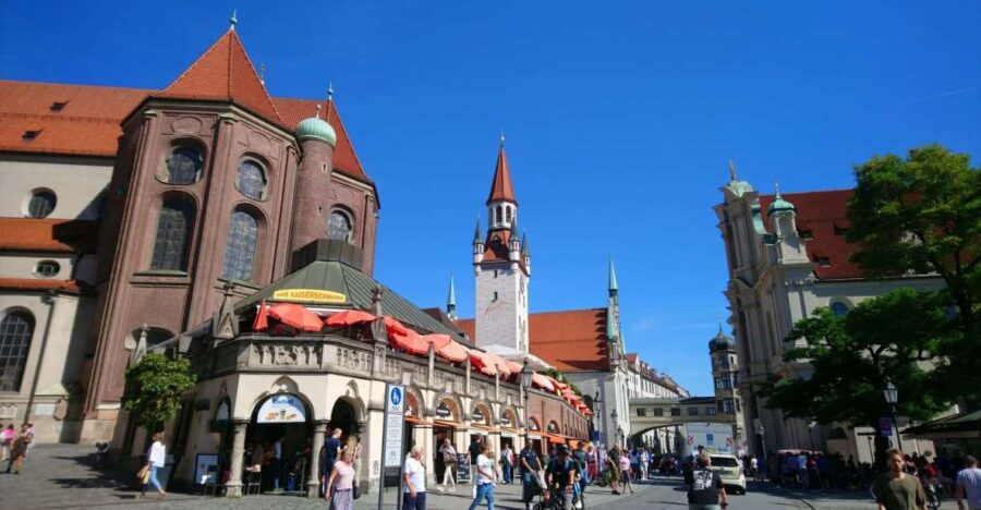 Munich: Old Town Guided Walking Tour With Lunch Stop