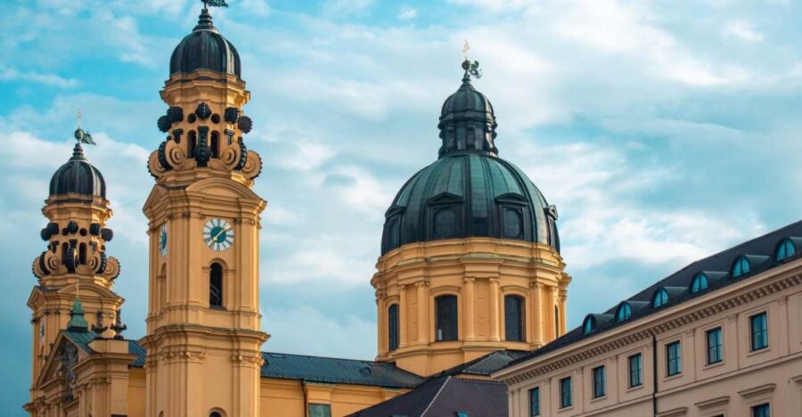 Munich: Private Exclusive History Tour With a Local Expert - Tour Overview