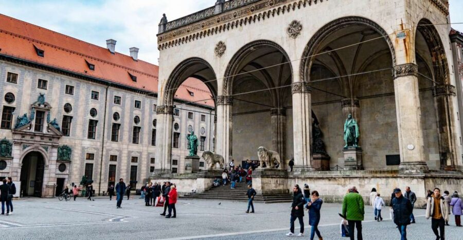 Munich: Third Reich Guided City Walking Tour