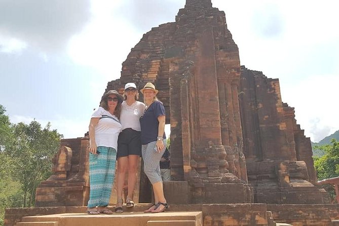 MY SON – MARBLE MOUNTAIN- AM PHU CAVE : Morning or Afternoon Tour