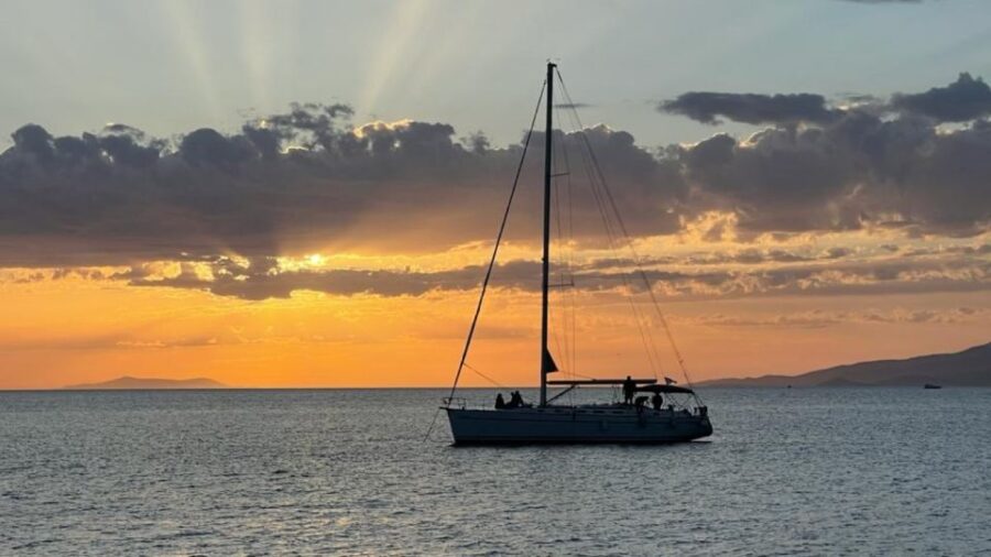 Mykonos: Semi-Prive Aegean Sunset Cruise With Mykonian Snack - Overview of the Cruise