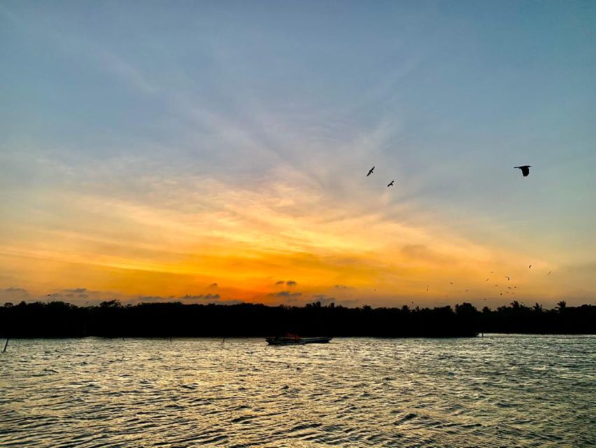Negombo City Highlights With Traditional Catamaran Ride