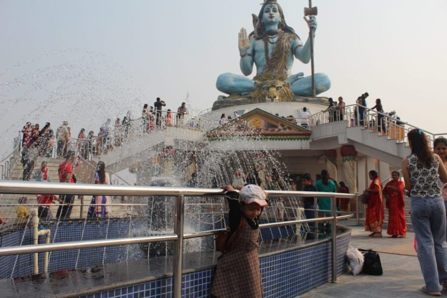 Nepal: 7 Day Luxurious Kathmandu Pokhara Chitwan Tour - Tour Overview