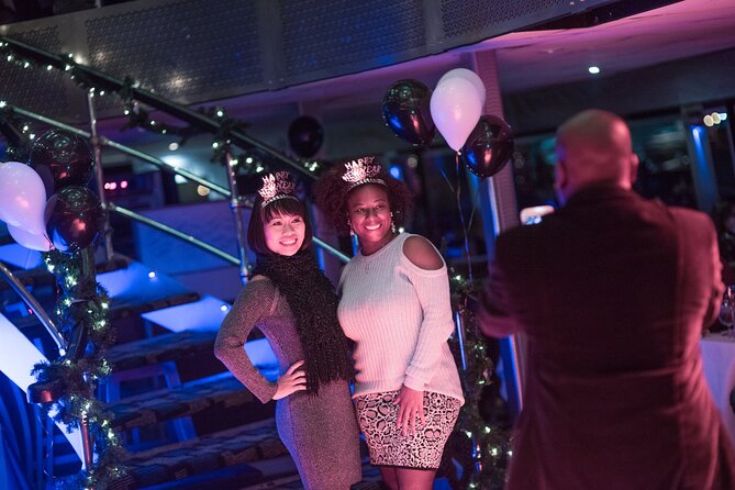 New York Pier 15 New Years Eve Buffet Dinner Cruise